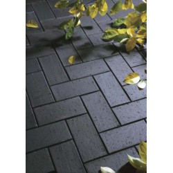 Roben Schwabing Shaded Black with a Bevel