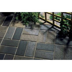 Roben Schwabing Black Muted with a Bevel