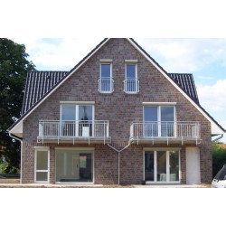 Roben Accum Blue and Brown Brick